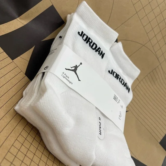 Jordan Athletic White Crew Socks - 6 Pair - Picture 11 of 16